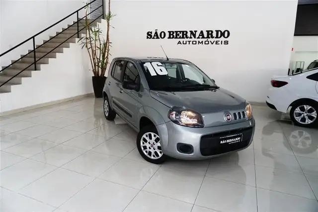Carro Fiat Uno 2016 Vivace 1.0 8V (Flex) 4p