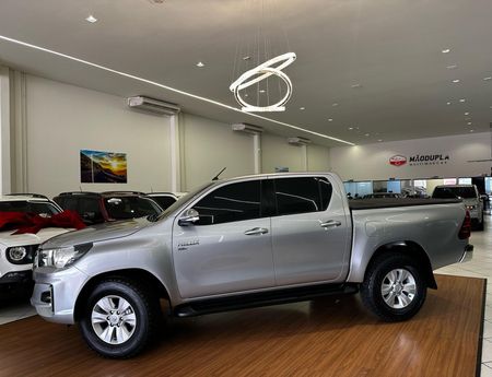 Hilux Cabine Dupla Hilux 2.7 SRV CD 4x4 (Flex) (Aut)
