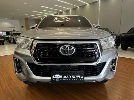 Hilux Cabine Dupla Hilux 2.7 SRV CD 4x4 (Flex) (Aut)