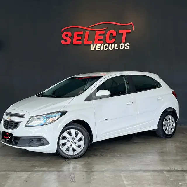 Carro Chevrolet Onix 2016 1.4 LT SPE/4