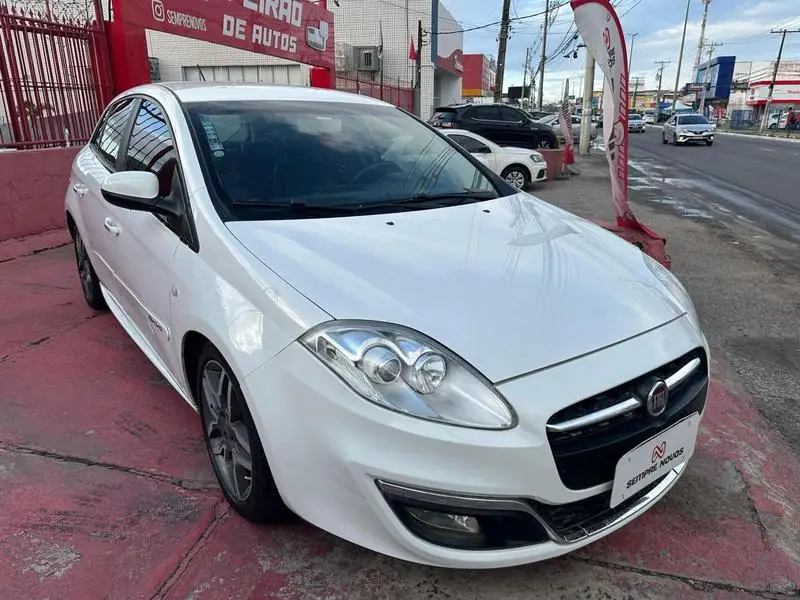 Fiat Bravo Essence 1.8 16V Dualogic (Flex)
