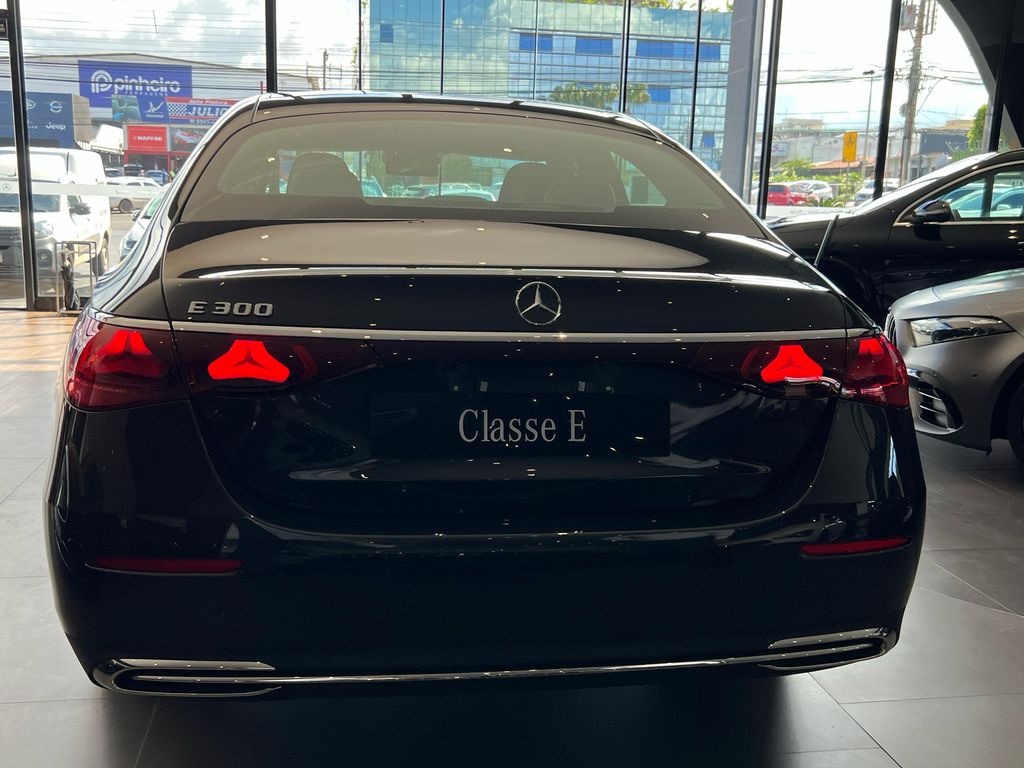 E 300 Exclusive 2.0 Turbo Gasolina (Aut)