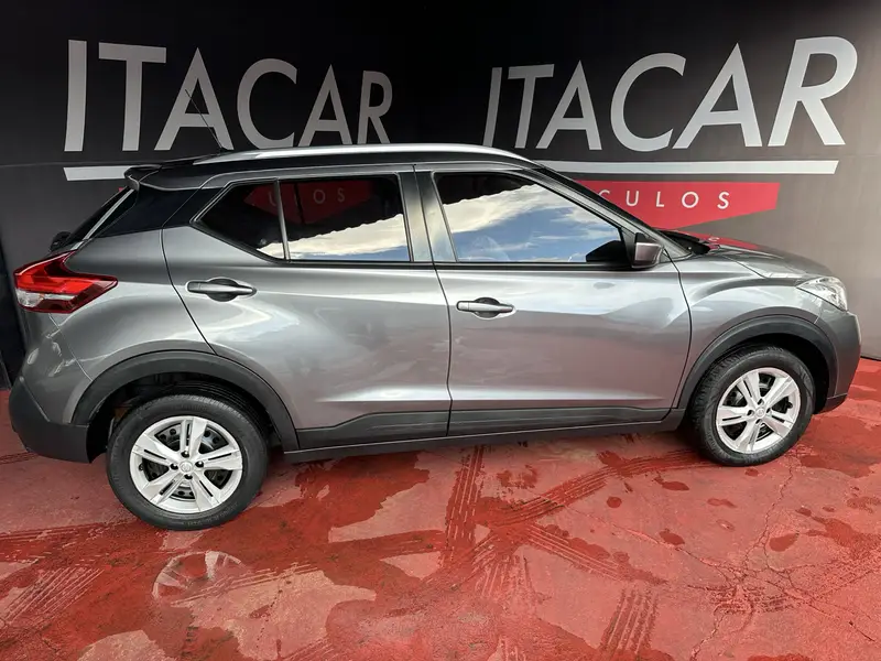 Nissan Kicks 1.6 S Direct CVT (Flex)