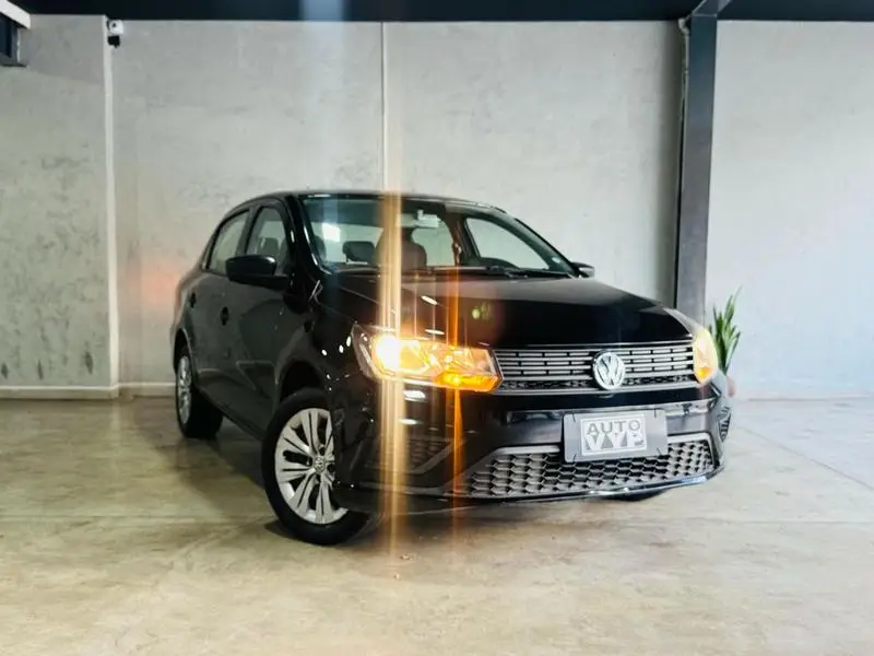 Volkswagen Voyage 1.0 MPI (Flex)