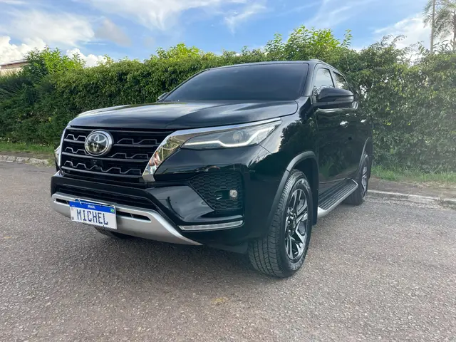 Carro Toyota SW4 2022 SRX 2.8 turbodiesel 5L 4x4 (Aut)