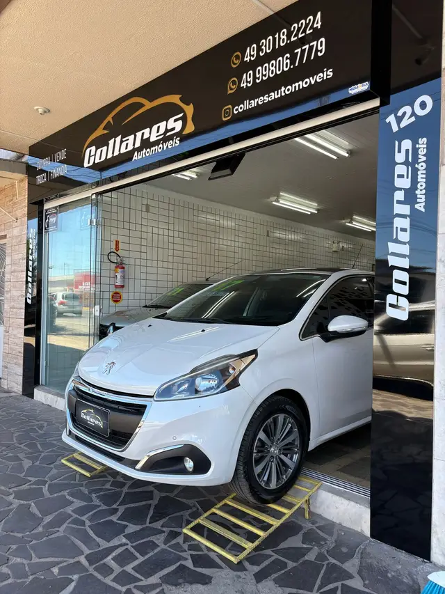 Carro Peugeot 208 2017 Griffe 1.6 16V (Flex) (Aut)
