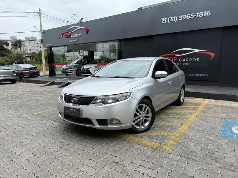 Kia Cerato EX 1.6 16V E.273(aut)