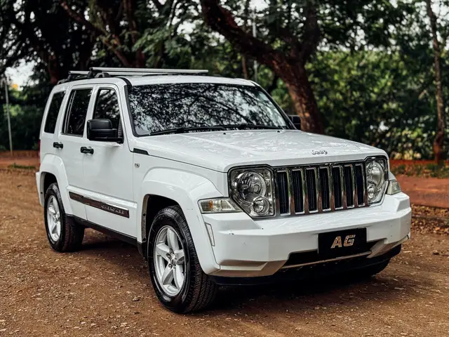 Carro Jeep Cherokee 2012 Limited 3.7 V6 4WD