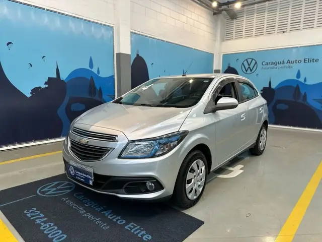 Carro Chevrolet Onix 2014 1.4 LT SPE/4
