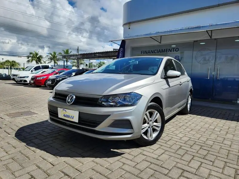 Volkswagen Polo 1.0 MPI (Flex)