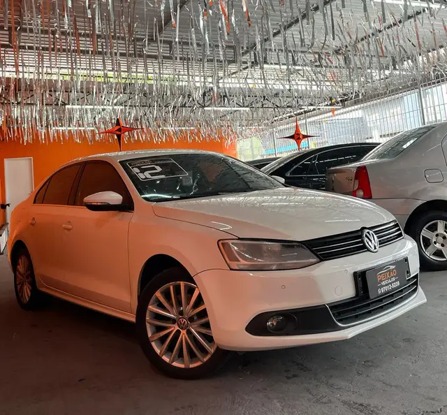 Carro Volkswagen Jetta 2012 2.0 Comfortline Tiptronic (Flex)