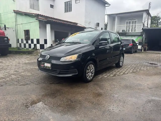 Carro Volkswagen Fox 2015 Trendline 1.0 TEC (Flex)