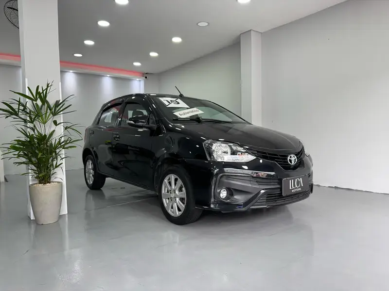 Toyota Etios X Plus 1.5 (Aut) (Flex)