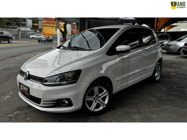 Carro Volkswagen Fox 2016 1.6 16v MSI Highline (Flex)