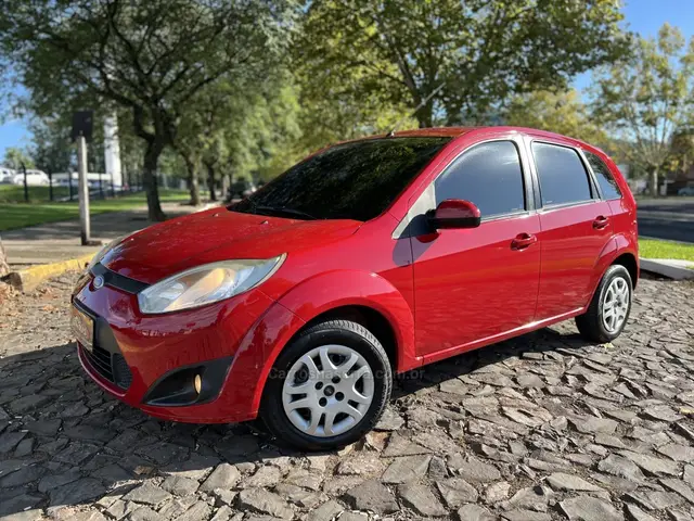 Carro Ford Fiesta Hatch 2014 SE Plus 1.6 RoCam (Flex)