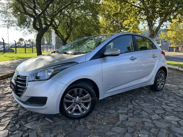 Carro Hyundai HB20 2017 1.0 Comfort Plus (Flex)
