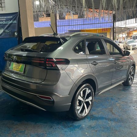 Nivus Highline 200 TSI