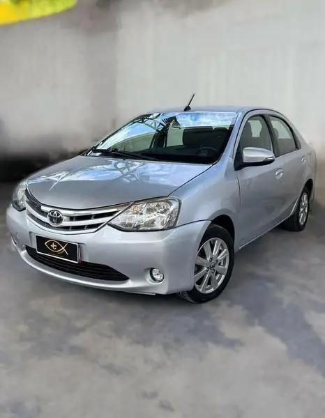Carro Toyota Etios 2017 XLS 1.5 (Aut) (Flex)