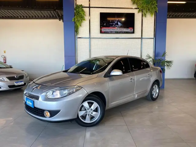 Carro Renault Fluence 2013 2.0 16V Dynamique (Aut) (Flex)