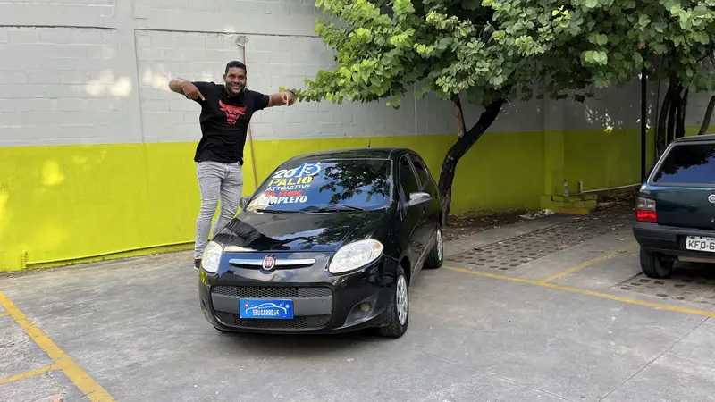 Fiat Palio Attractive 1.4 8V (Flex)