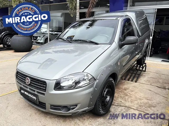 Carro Fiat Strada 2013 Working 1.4 (Flex)