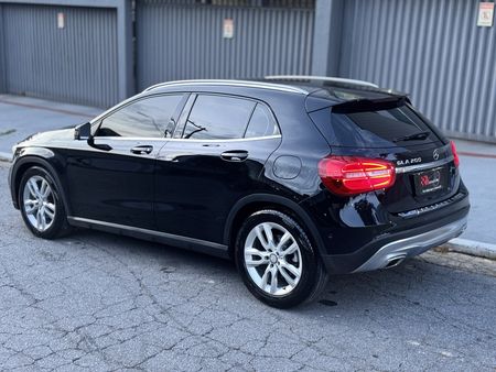 GLA 200 GLA 200 1.6 Style