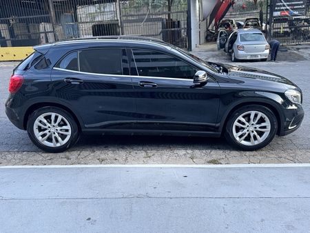 GLA 200 GLA 200 1.6 Style