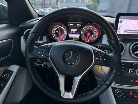 GLA 200 GLA 200 1.6 Style
