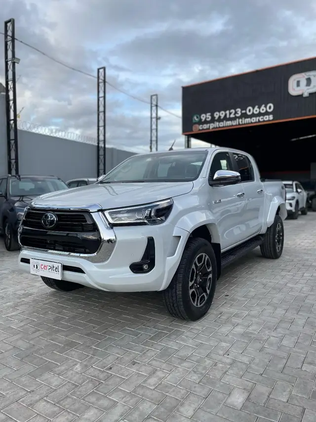 Carro Toyota Hilux Cabine Dupla 2024 SRX Plus 4x4 2.8 Diesel