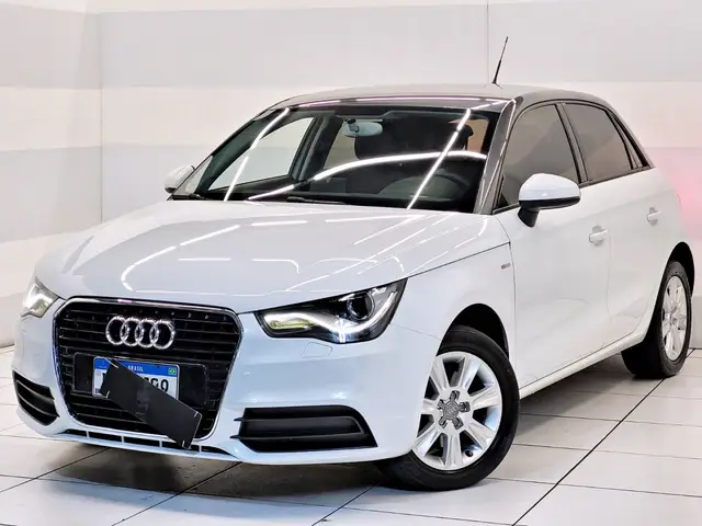 Carro Audi A1 2014 1.4 TFSI Attraction S Tronic