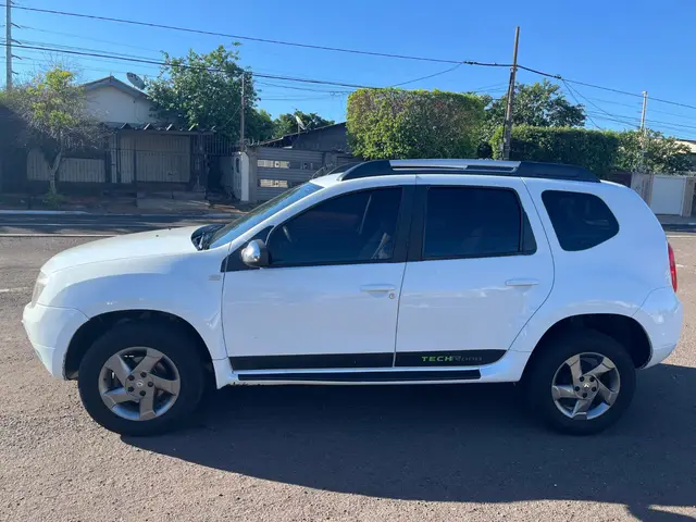 Carro Renault Duster 2013 2.0 16V Dynamique (Flex)(Aut)
