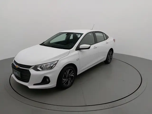 Carro Chevrolet Onix Plus 2024 LT 1.0