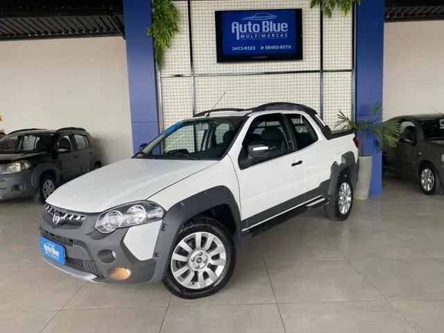 Carro Fiat Strada 2016 Adventure 1.8 16V (Flex) (Cabine Dupla)