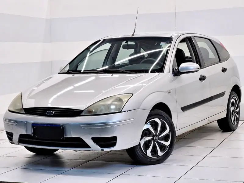 Ford Focus Hatch GL 1.6 8V