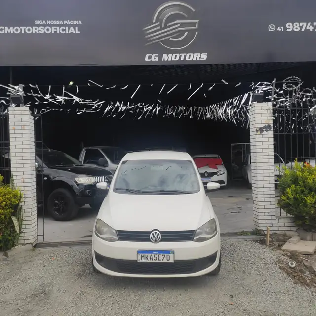 Carro Volkswagen Fox 2014 1.6 VHT (Flex)