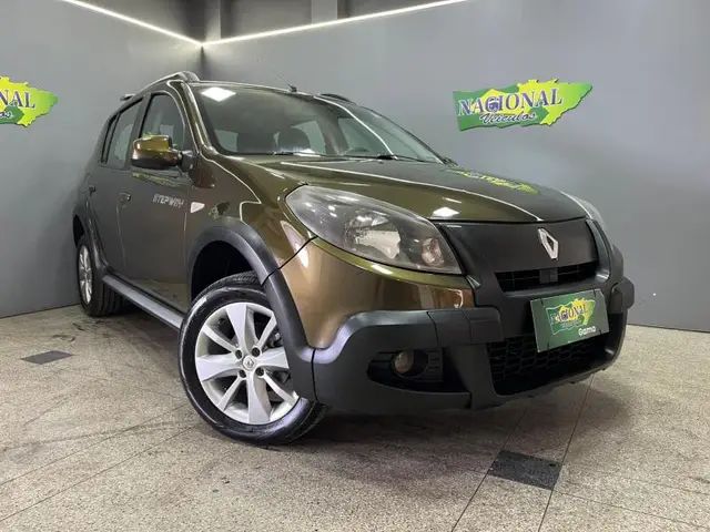 Carro Renault Sandero Stepway 2014 1.6 16V Hi-Flex (aut)