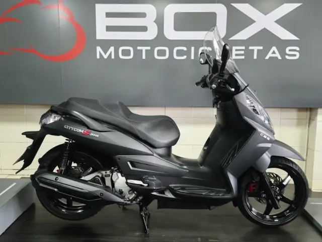 Carro Dafra Citycom  2017 S 300i/300i ABS