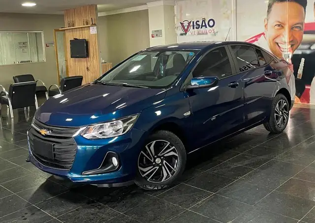 Carro Chevrolet Onix Plus 2024 LT 1.0