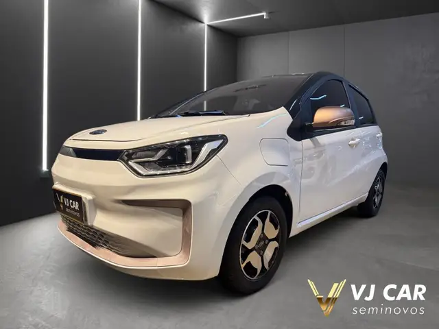Carro JAC e-JS1 2023 CVE