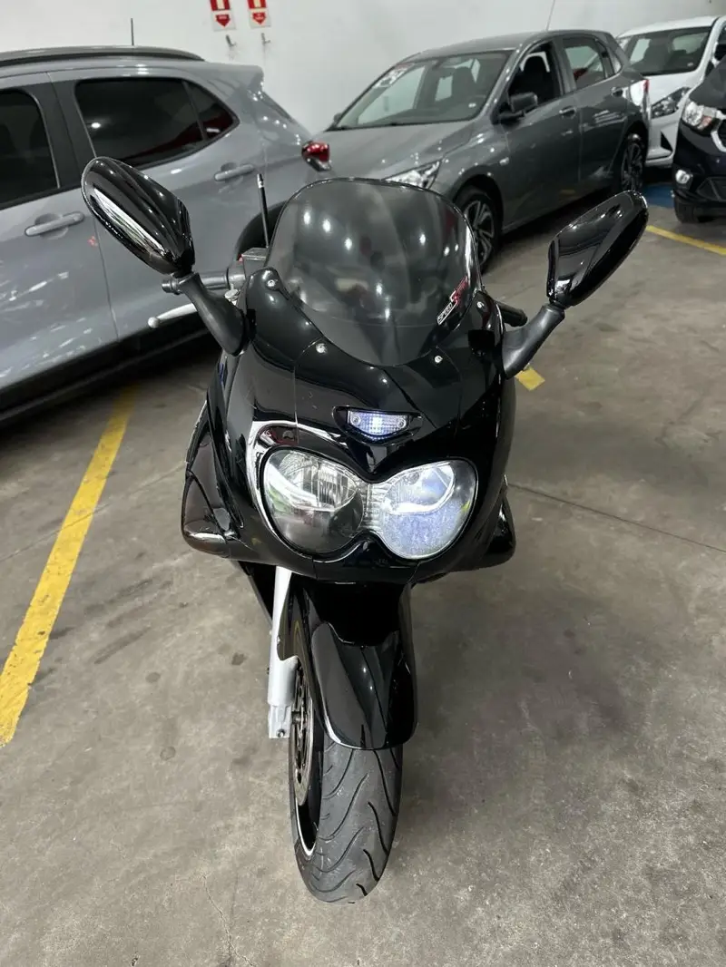 Suzuki Gsx 750 F