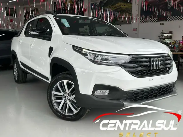 Carro Fiat Strada 2025 Volcano 1.3