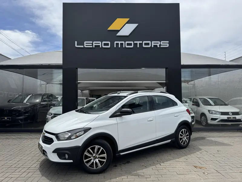 Chevrolet Onix Activ 1.4 (Aut.)