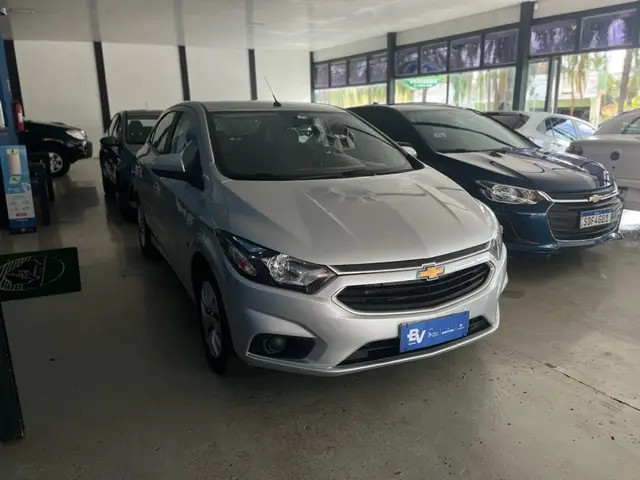 Carro Chevrolet Onix 2018 1.4 LT SPE/4 (Aut)