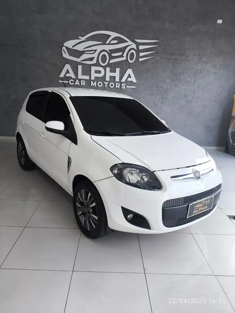 Fiat Palio Attractive 1.4 8V (Flex)