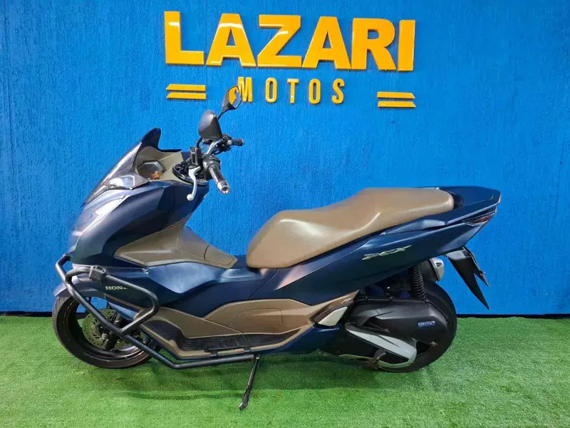 Honda PCX 160 DLX ABS