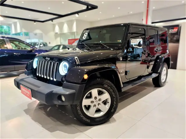 Carro Jeep Wrangler 2018 3.6 V6 Unlimited Sahara 4WD