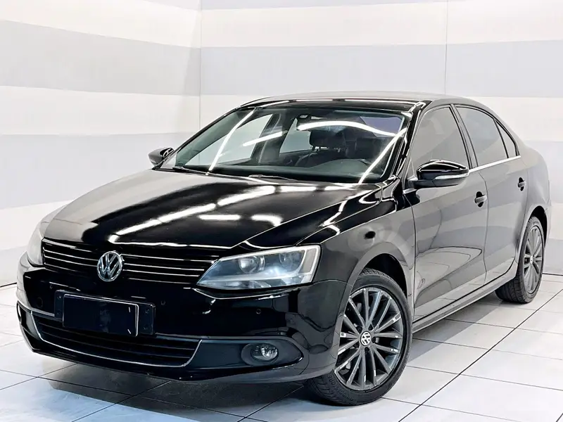 Volkswagen Jetta 2.0 TSI Highline DSG