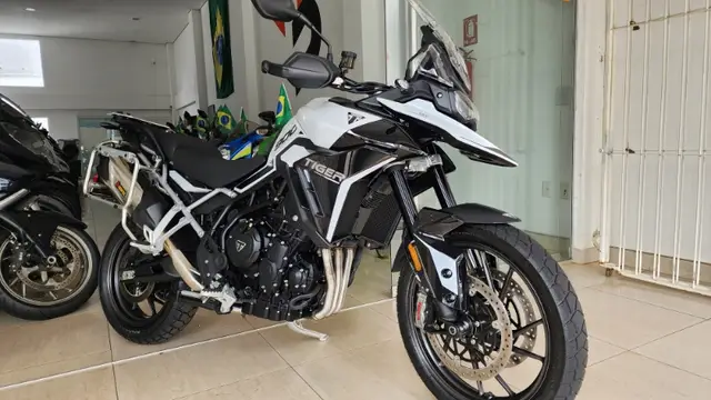 Carro Triumph Tiger 900 2025 GT