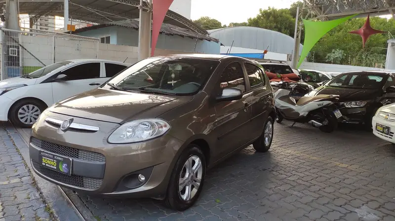 Fiat Palio Essence 1.6 16V Dualogic (Flex)