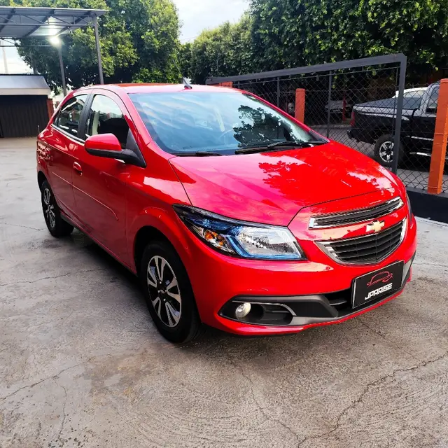 Carro Chevrolet Onix 2016 1.4 LTZ SPE/4 (Aut)